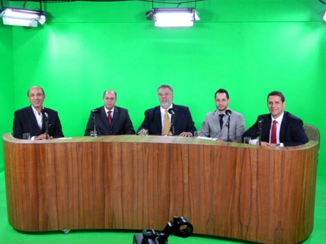 Entrevista na Rádio Trianon Am 740 e na rádio Santos 810 AM / TV Êxito - Abril de 2013 - Dr. Dráusio Barreto (Procurador de Justiça), Dr. Ari Friedenbach (Advogado e Vereador/SP), Zancopé Simões, Dr. Marcos Bernardini e Dr.Fernando Capez (Deputado Estadual)
